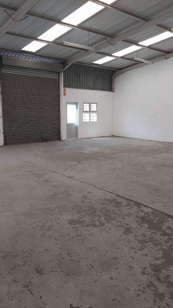 To Let commercial Property for Rent in Walmer Link Eastern Cape